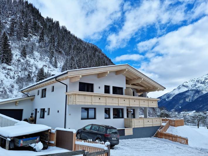 Ferienwohnung für 5 Personen, mit Balkon und Terrasse in Neustift im Stubaital - 4