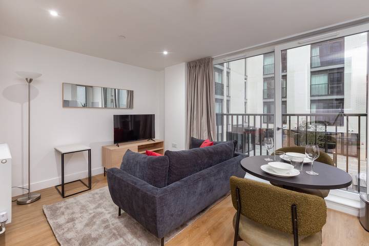 Location de vacances pour 2 personnes, avec jardin et terrasse, adapté aux familles à Bristol