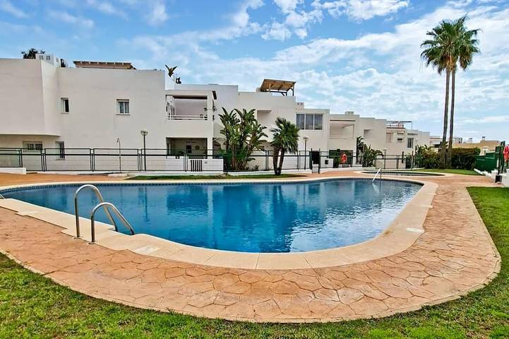 Apartamento de vacaciones para 5 personas, con piscina - 1