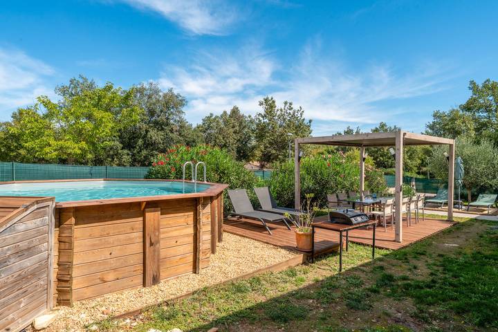 Ferienhaus für 8 Personen, mit Garten in Gard - 3