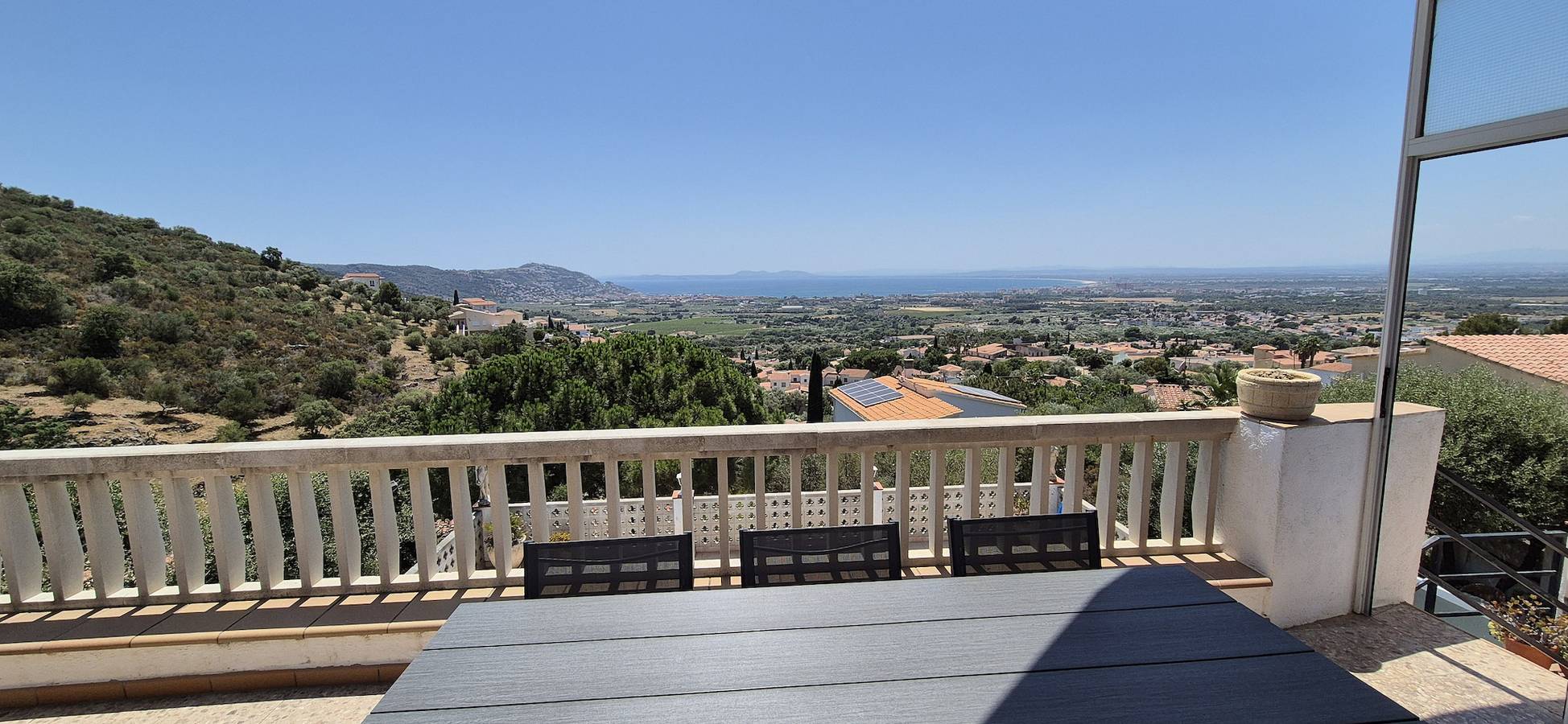 Villa für 6 Personen mit Garten in El Mas Fumats, Roses
