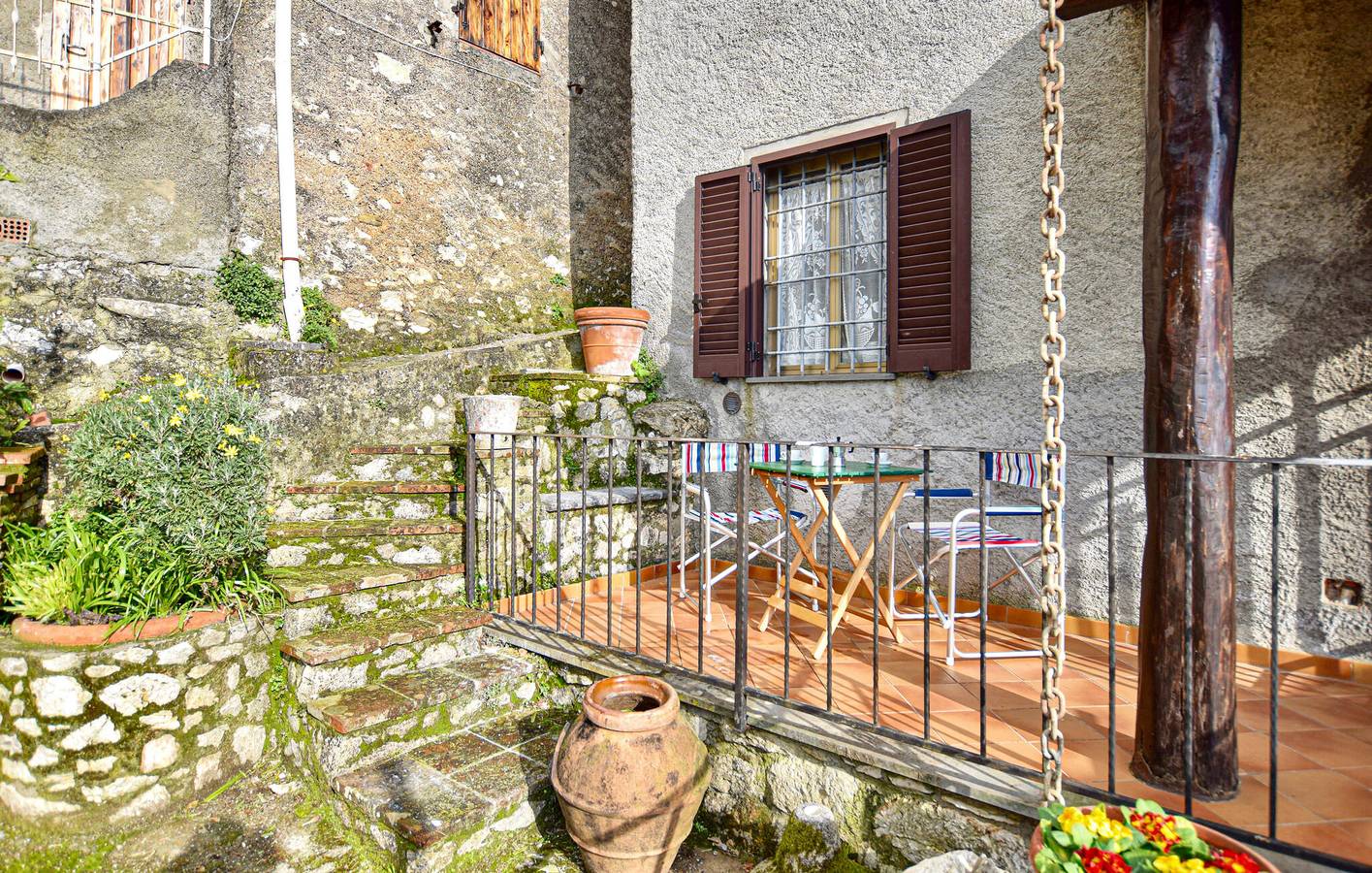 Gemütliche Wohnung mit WiFi, Kabel-TV, Garten & Parkplatz bei Greppolungo in Camaiore, Italienische Riviera
