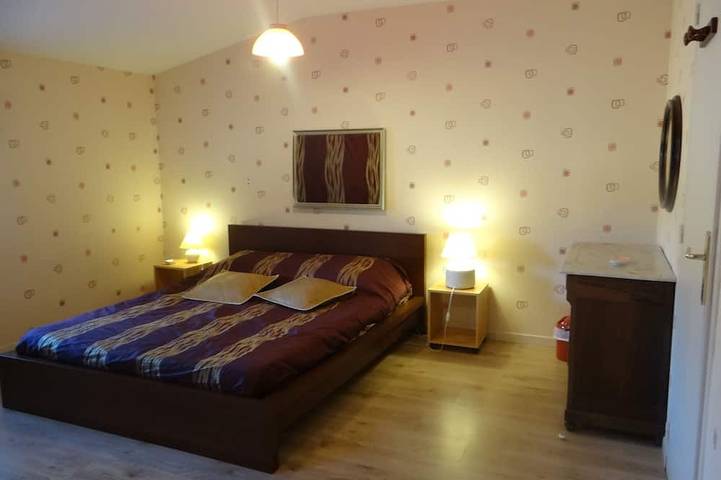 Gîte pour 4 personnes, avec sauna et balcon ainsi que jardin et piscine à Saint-Martin-de-Gurson - 2