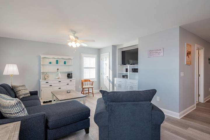 Vacation rental for 13 people, with terrace in Oak Island (NC)