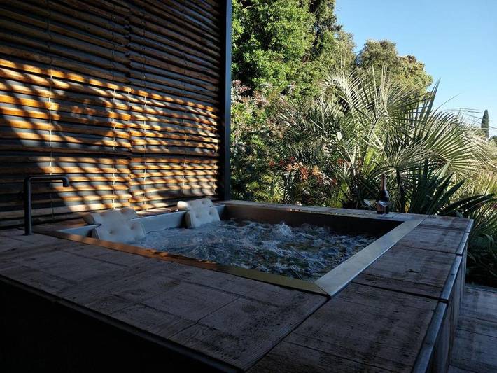 Location de vacances pour 2 personnes, avec vue et jardin à Saze - 3