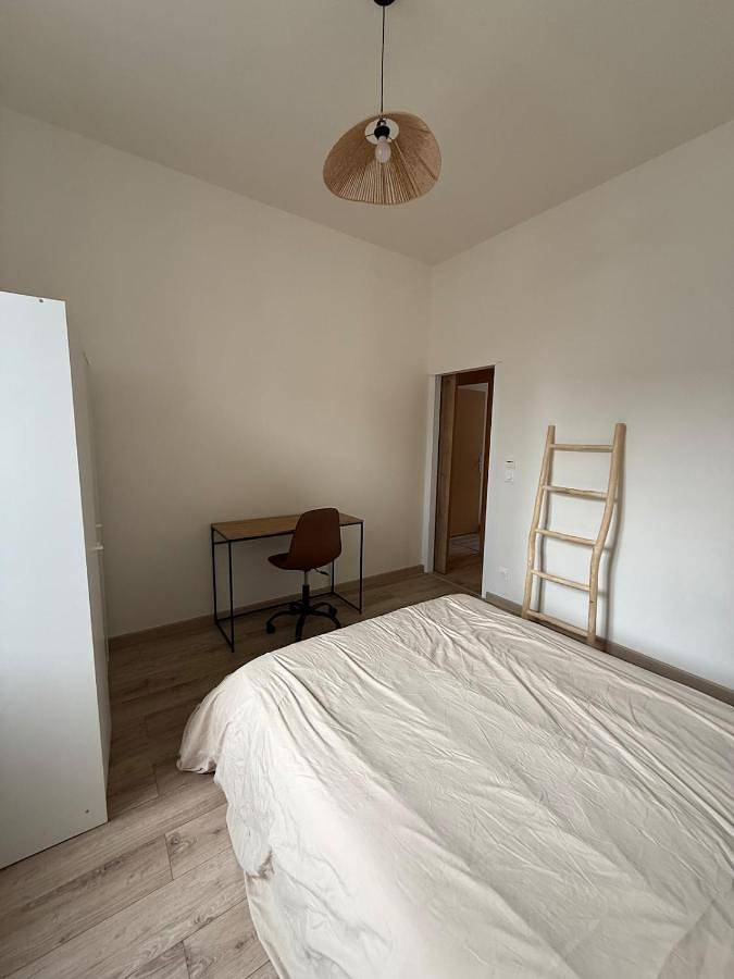 Appartement entier, Three-Bedroom Apartment in Vierzon, Région de Vierzon
