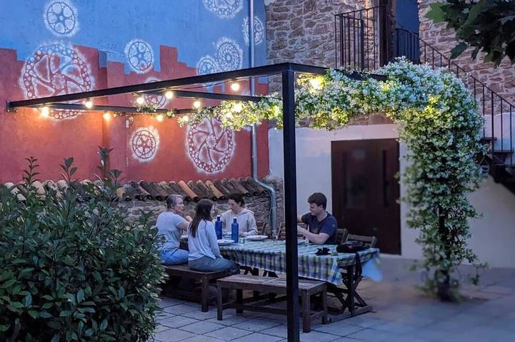 Location de vacances pour 12 personnes, avec Jardin à Tremp