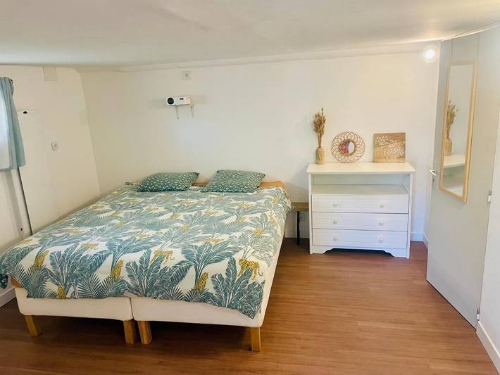 Gîte pour 6 personnes, avec terrasse et jardin à Guérard (Seine-et-Marne)