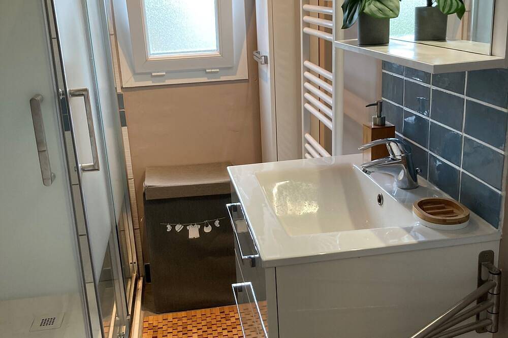 Mobilhome tout confort 8 pers pres plages et bourg avec piscine in Saint-Gildas-de-Rhuys, Côte des Mégalithes