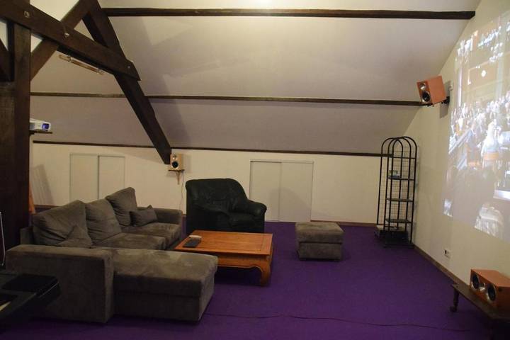 Location de vacances pour 6 personnes, avec jardin et terrasse à Éternoz - 3