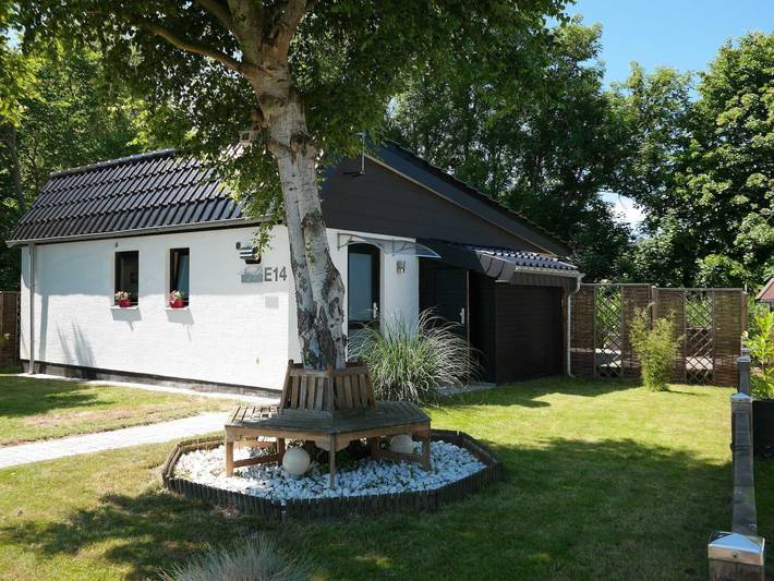 Ferienhaus für 5 Personen, mit Terrasse und Garten in Wesermarsch - 2