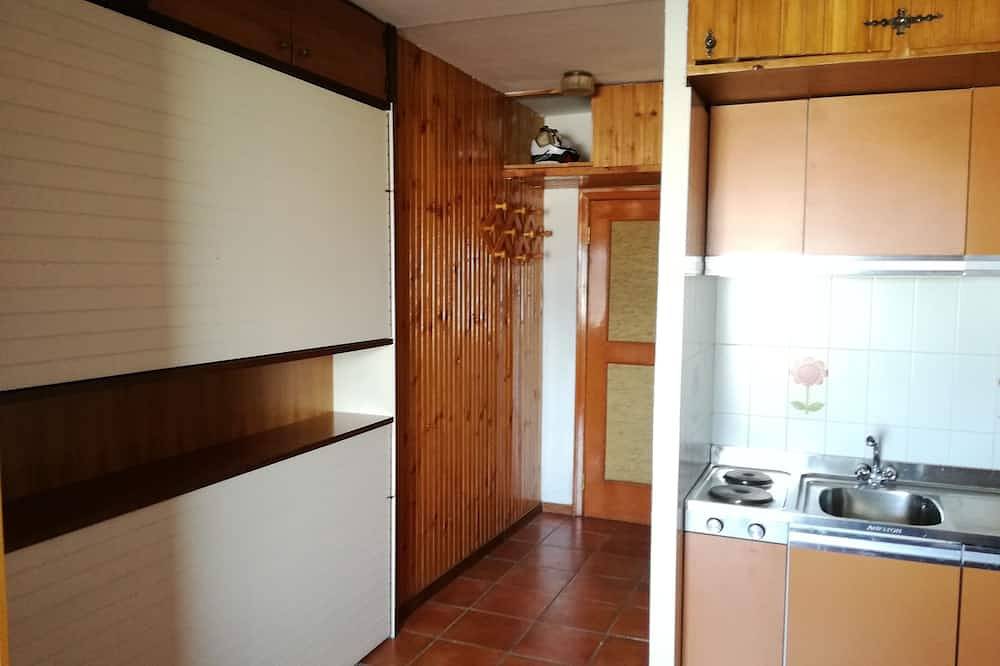 Monolocale con bagno all'interno di un condominio in Roccaraso, Alto Sangro