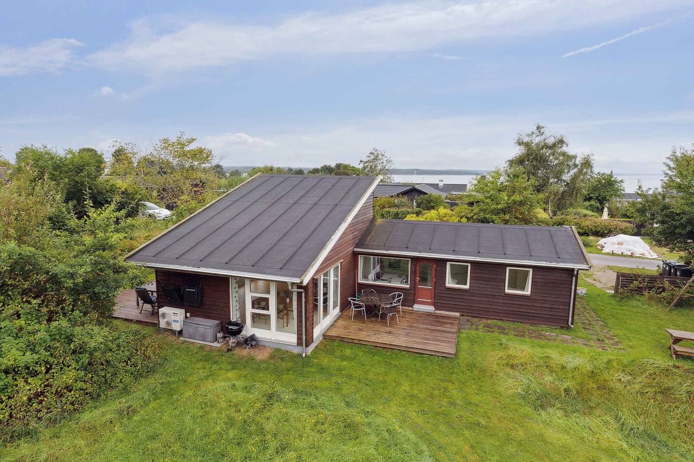 Familienfreundliches Haus mit Blick auf den Fjord in Ølsted, Hovedstaden