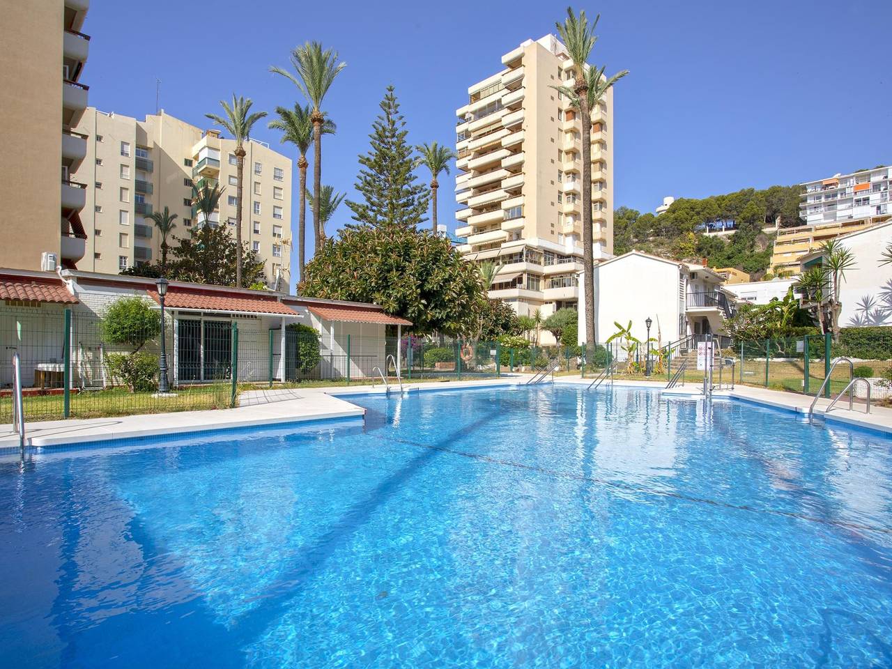 Entire holiday apartment, Sunstay Cosy Flat Ii Carihuela Beach Torremolinos in Montemar Torremolinos, Torremolinos
