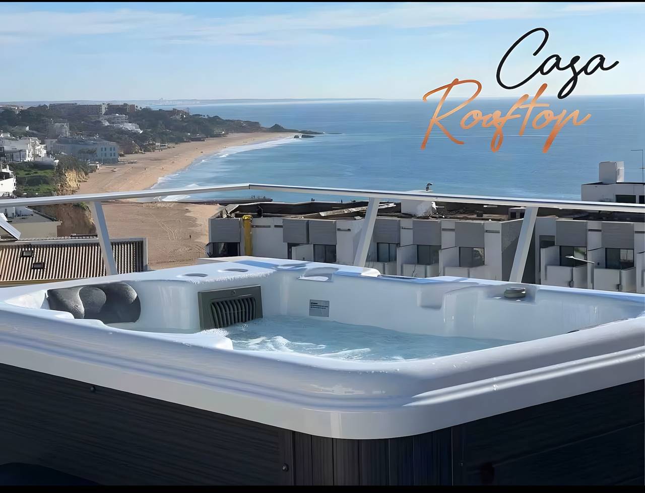 Holiday Home 'The Ocean Rooftop' with Sea View, Wi-Fi and Air Conditioning