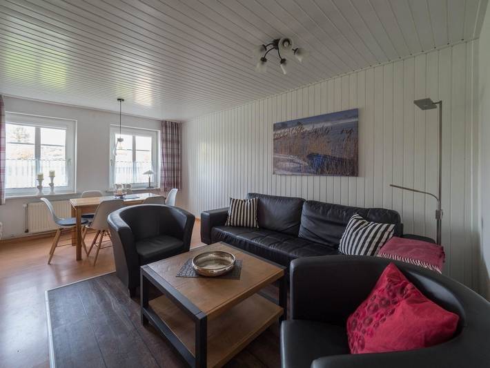 Ferienhaus für 10 Personen, mit Terrasse und Garten in Bisdorf