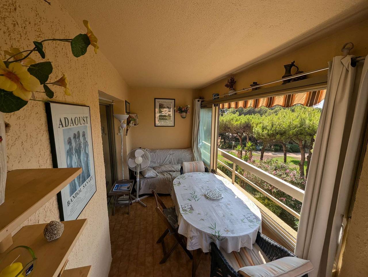 Ganze Ferienwohnung, Ferienwohnung für 4 Personen mit Balkon in La Coudoulière, Six-Fours les Plages