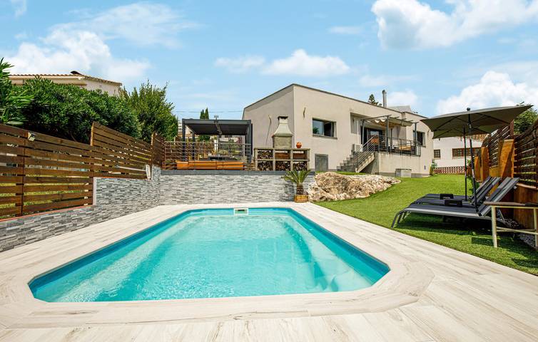 Ferienhaus für 6 Personen, mit Terrasse und Garten in Santa Susanna - 4