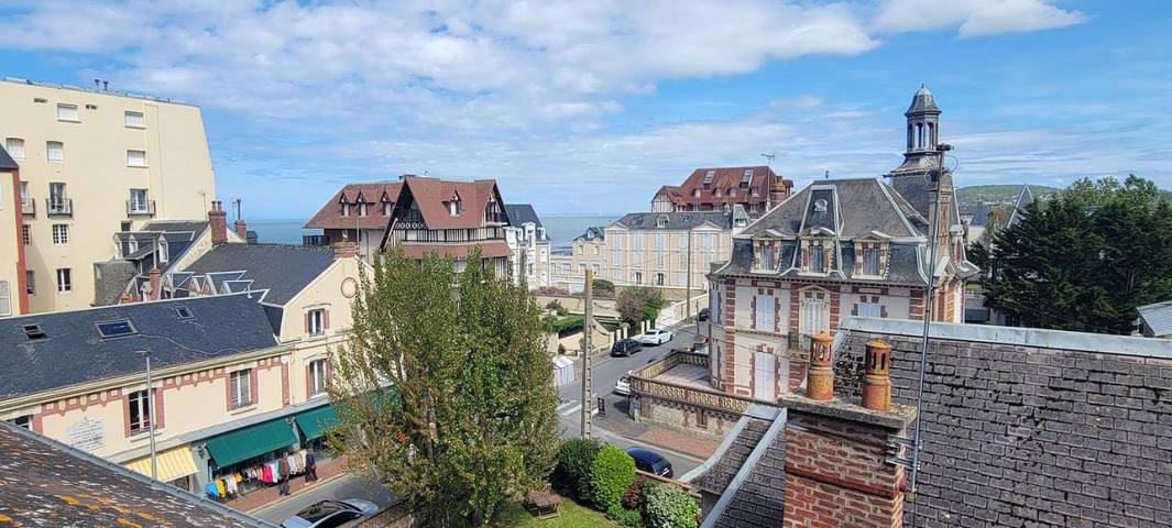Gîte pour 4 personnes, avec vue dans Grand Casino de Cabourg
