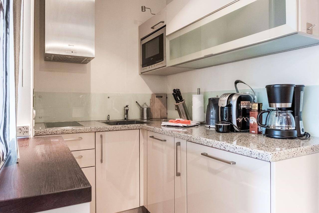 Ganze Ferienwohnung, Apartment Alpenrose 2.5 mit Mitbenutzung Spa & Wellness in Beatenberg, Thunersee