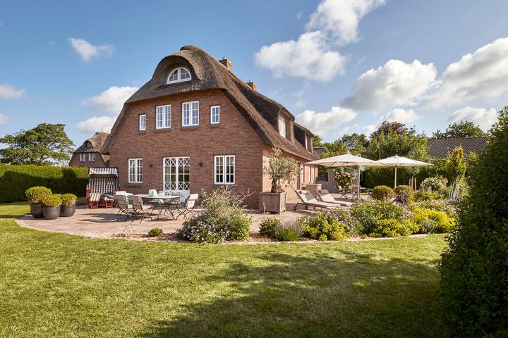 Ferienhaus für 4 Personen, mit Garten und Sauna sowie Terrasse in Alkersum - 2