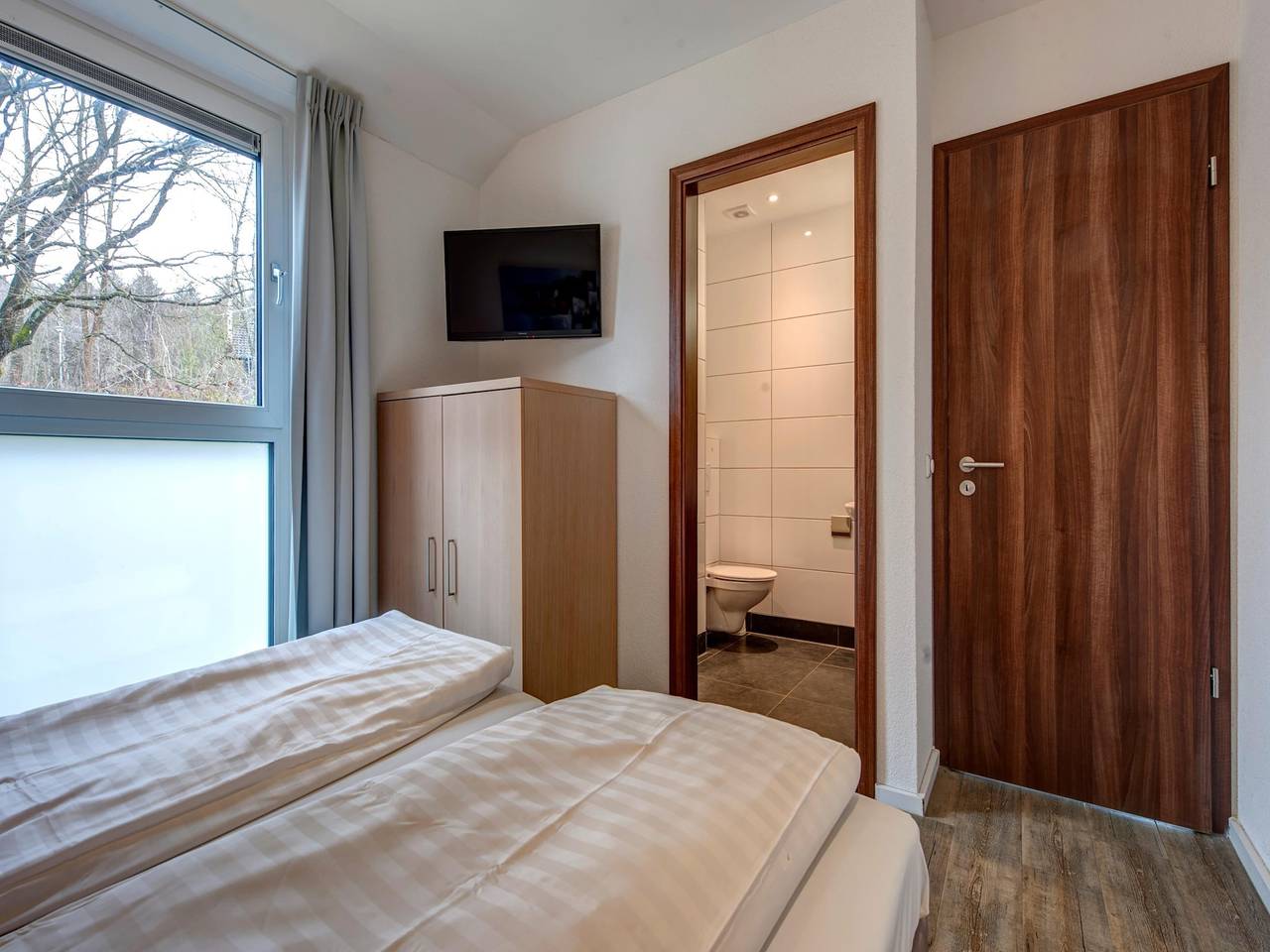 Villa in Deutschland mit Sauna & Talblick in Kronenburg, Dahlem