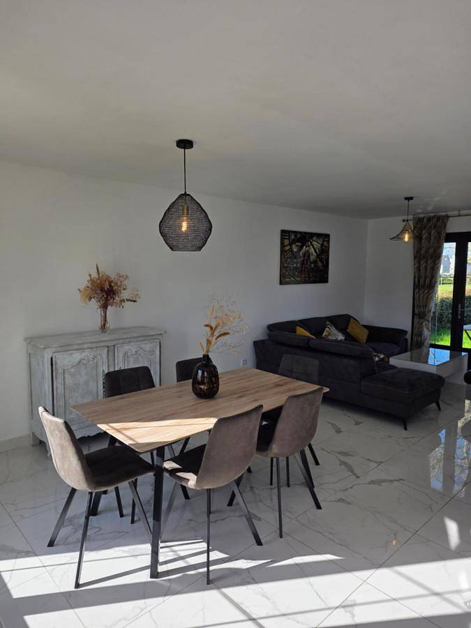Three-Bedroom Villa in Graignes-Mesnil-Angot, Région de Saint-Lô