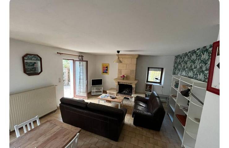 Location de vacances pour 9 personnes, avec Terrasse et Jardin à Aurillac - 2