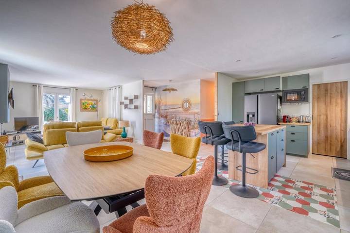 Maison d’hôte pour 6 personnes, avec terrasse ainsi que jardin et piscine à La Teste-de-Buch - 4