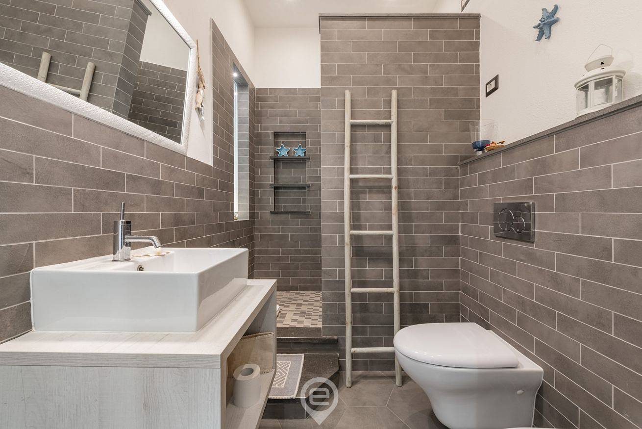 Geheel appartement, Vakantieappartement voor 2 personen met balkon/terras in Marina (Sardinia), Cagliari