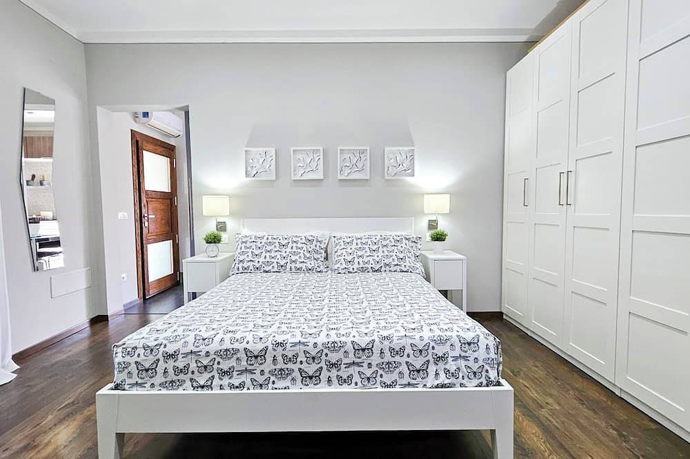 Ganze Wohnung, Exklusive 2-Zimmer-Wohnung in ruhiger & sonniger Lage im Herzen von Cannero in Cannero, Cannero Riviera