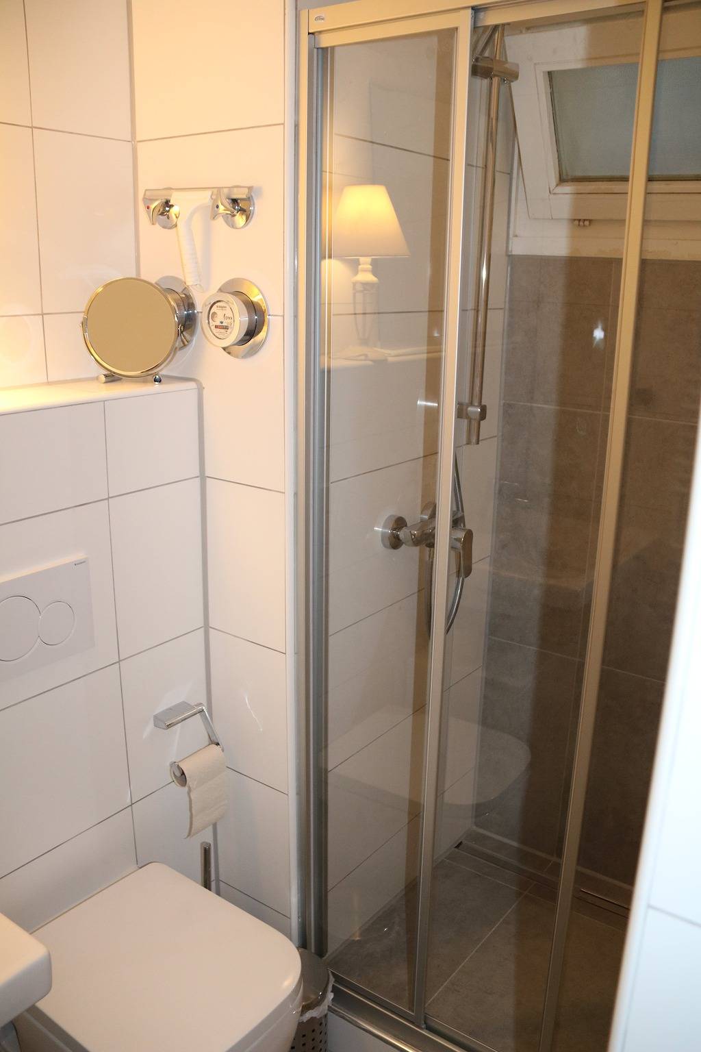 Ganze Ferienwohnung, Appartement 118 (Susanne Kreckwitz) - 1-Zimmer Appartement mit 35qm, Balkon, max. 2 Personen in Beuren, Albsteig Etappe 9
