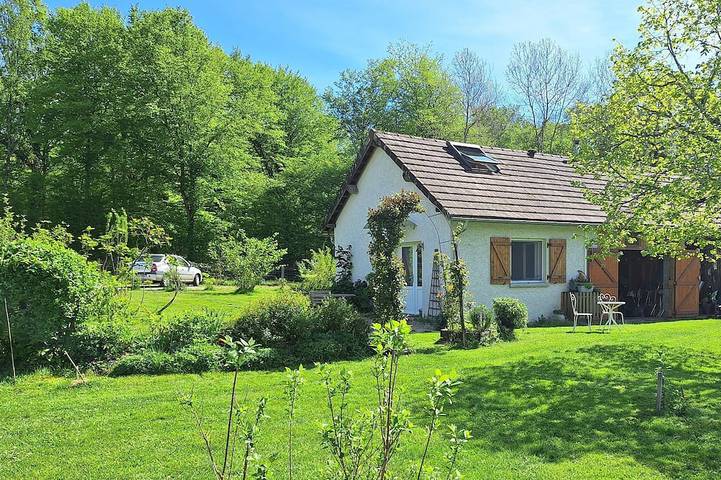 Location de vacances pour 3 personnes, avec Terrasse et Jardin dans Chemenot