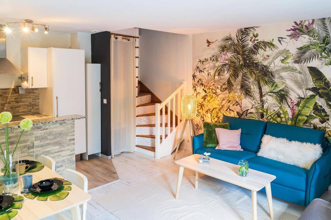 Appartement entier, Two-Bedroom Apartment in Saclay, Essonne