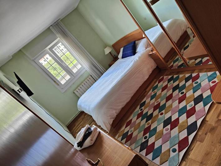Ferienwohnung für 2 Personen, mit Ausblick und Terrasse in Bilbao