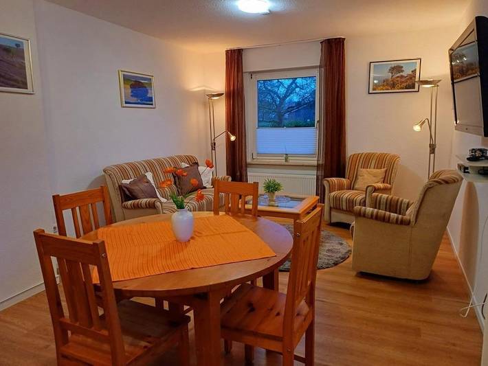Ferienhaus für 6 Personen, mit Terrasse in Westerholt - 2