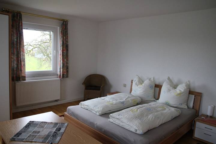 Ferienwohnung für 2 Personen, mit Garten im Bodenseekreis