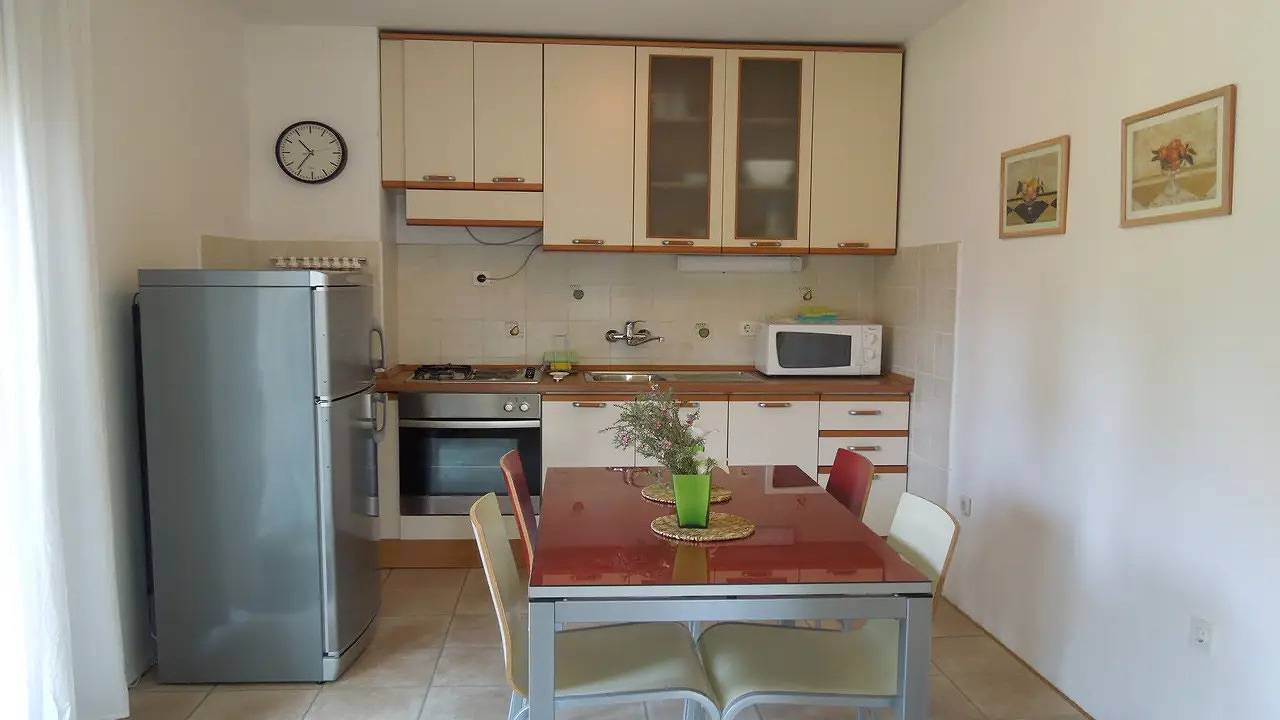 Appartement de vacances entier, Ferienwohnung für 6 Personen (100 m²) in Knin in Zagora Dalmatie