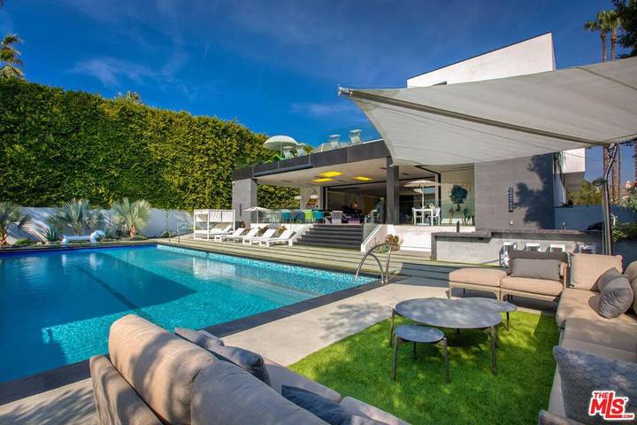 Villa pour 14 personnes, avec piscine ainsi que jacuzzi et balcon à Beverly Hills