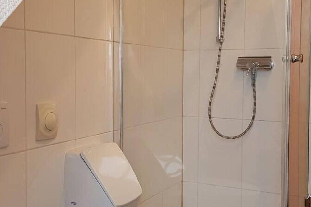 Ganze Wohnung, Ferienwohnung/App. für 2 Gäste mit 65m² in Zehna in Zehna, Mecklenburgische Seenplatte