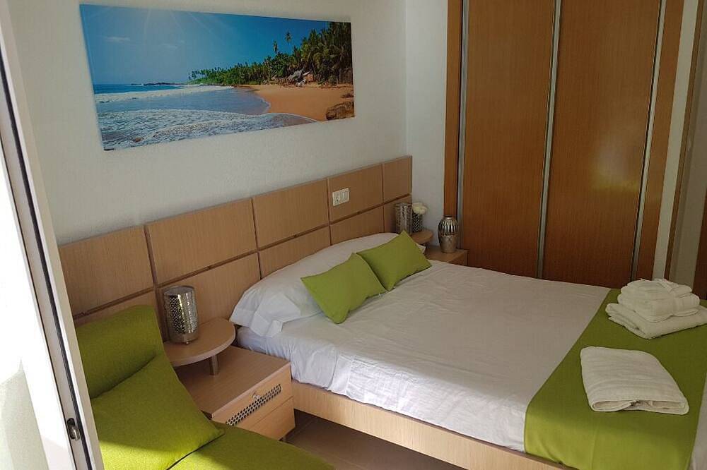 Entire apartment, Front Apartment First Line Of The Sea in Marina d'Or, Oropesa del Mar