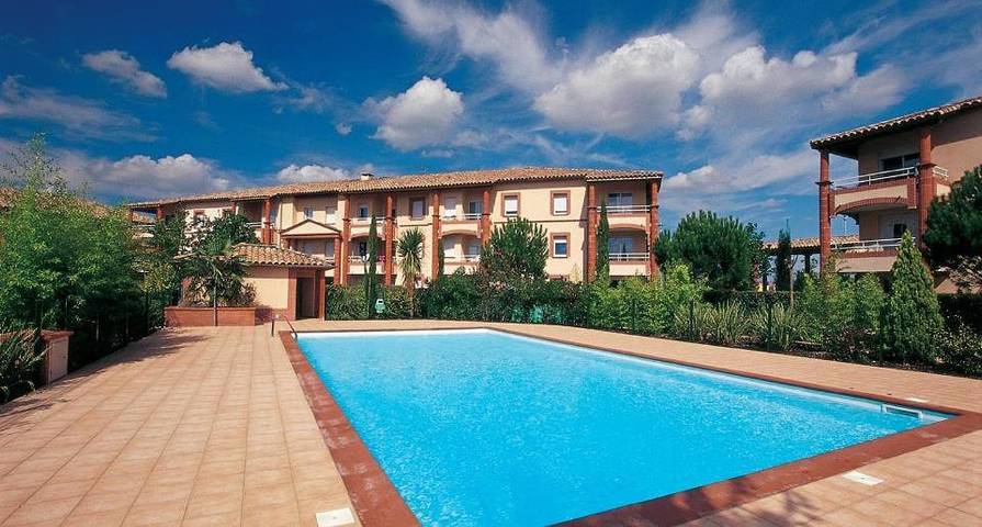 Appartement de vacances pour 4 personnes, avec Balcon et Terrasse ainsi que Jardin et Piscine à Colomiers