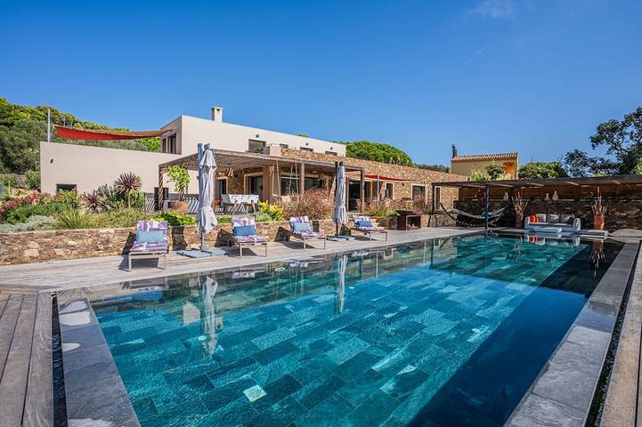 Villa pour 11 personnes, avec jardin à Giens