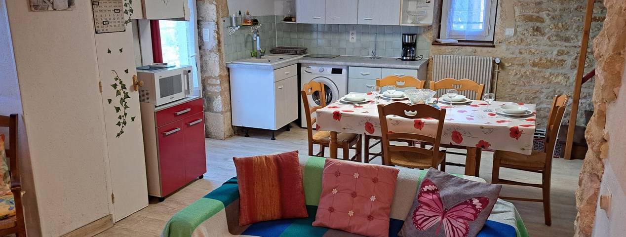 Gîte pour 5 personnes, avec terrasse et jardin à Groléjac - 2