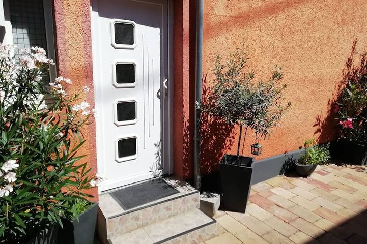 Ferienwohnung für 3 Personen in Wiesbaden