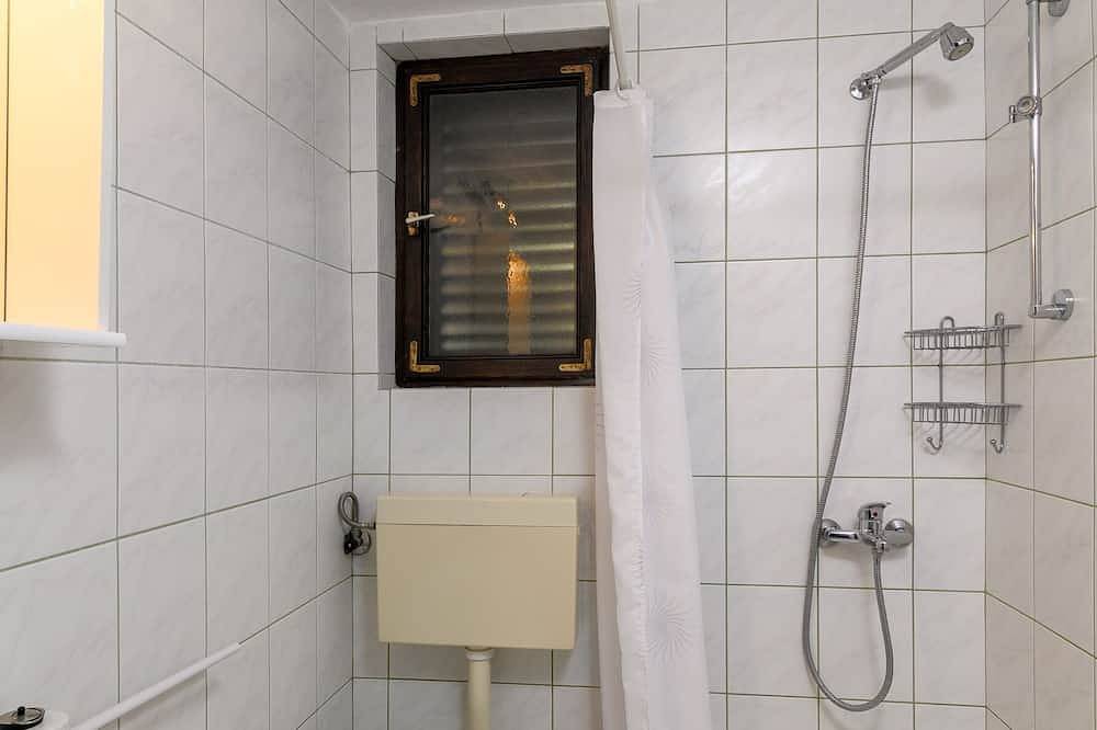 Ganze Wohnung, Studio Appartement mit Terrasse Kavran, Marcana in Marčana, Südküste Istrien