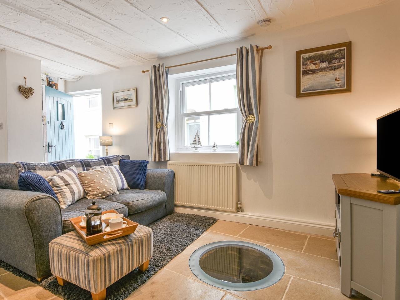 Honeymoon Cottage in Appledore, Devon