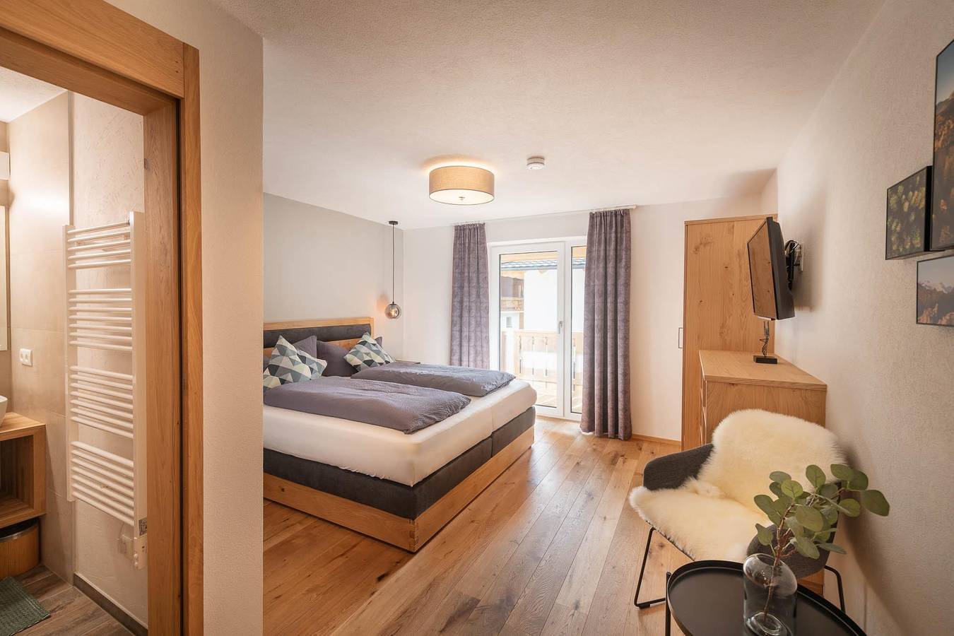 Entire holiday apartment, Apartment, shower, toilet, 3 bed rooms in Milders, Neustift im Stubaital