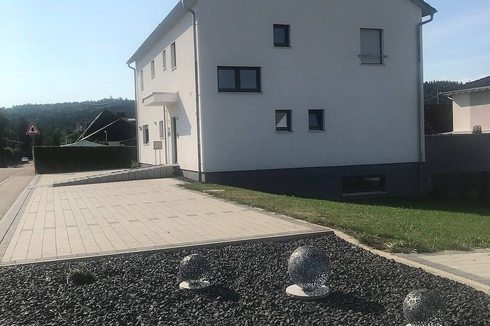 Ganze Wohnung, 15 Minuten vom Freizeitpark und  Seen entfernt. Ferienwohnung in ruhiger Lage. in Murrhardt, Rems-Murr-Kreis