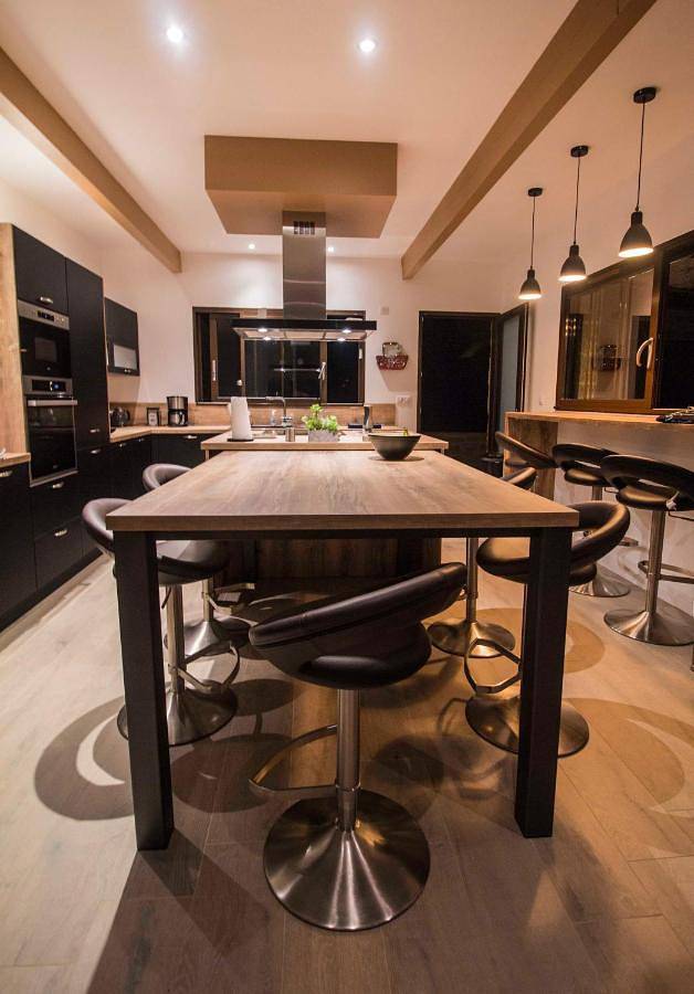 Chambre d’hôte pour 2 personnes, avec piscine et jardin ainsi que vue et terrasse à Joyeuse - 4